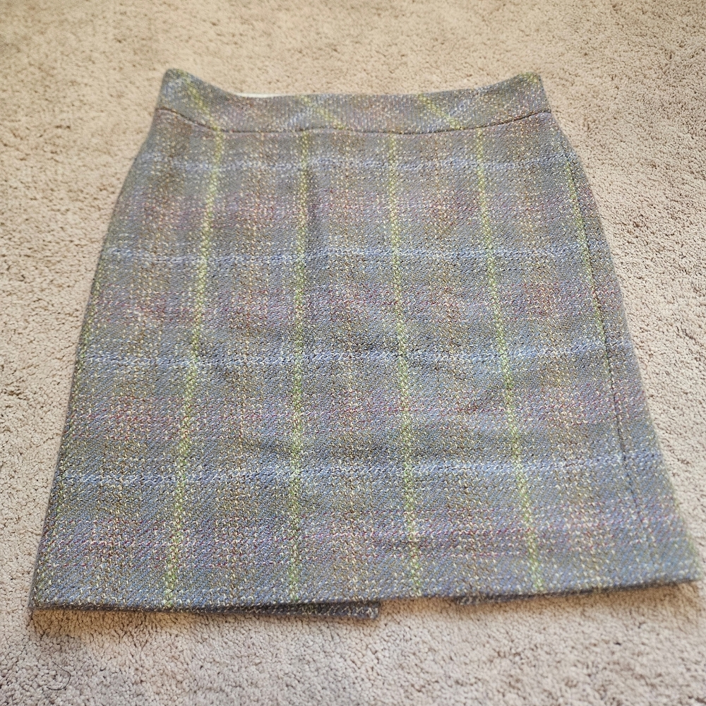 J.Crew 100% Wool Pencil Skirt Purple Green Plaid Tweed Fully Lined Size 12 - Picture 2 of 8